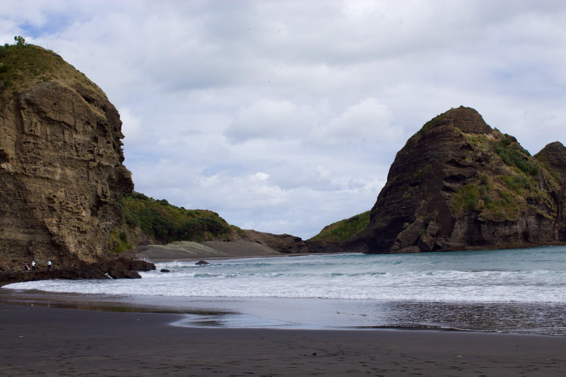 Piha Beach